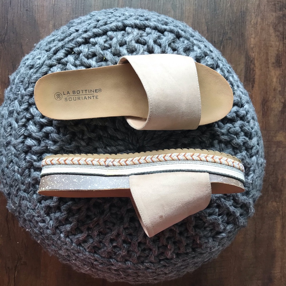 Platform sandals